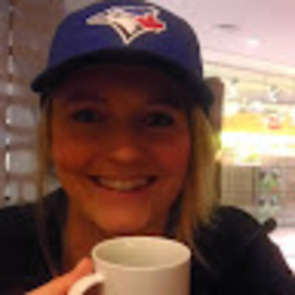 Meet your Posher, Veronica - Picture 1 of 1